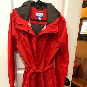Columbia XL beautiful coral color rain coat